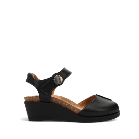 Outside image of Promise Black 9
