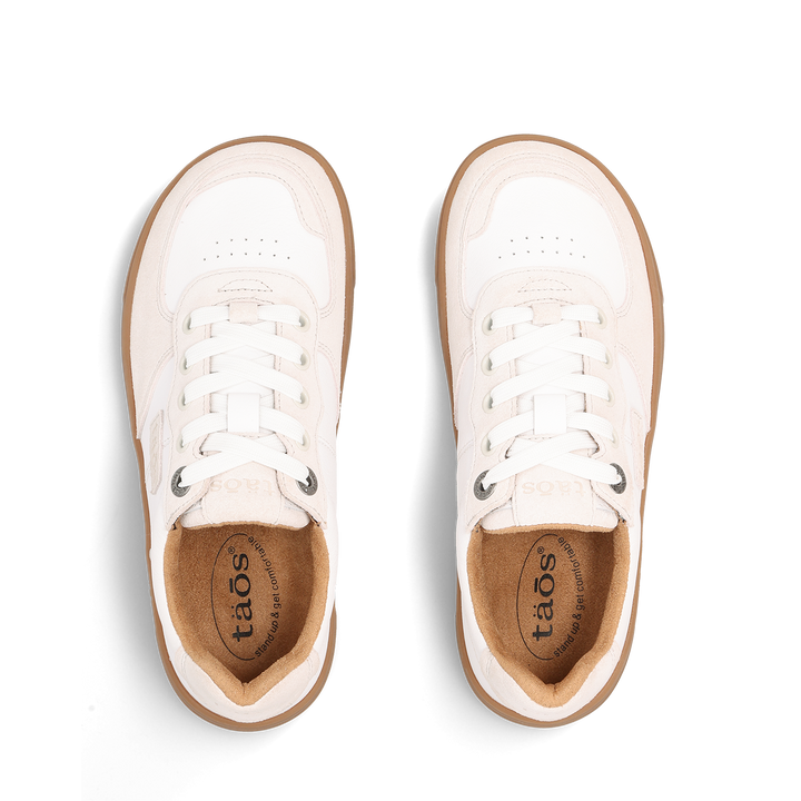 Top down image of Fusion White/Ice Suede Size 6