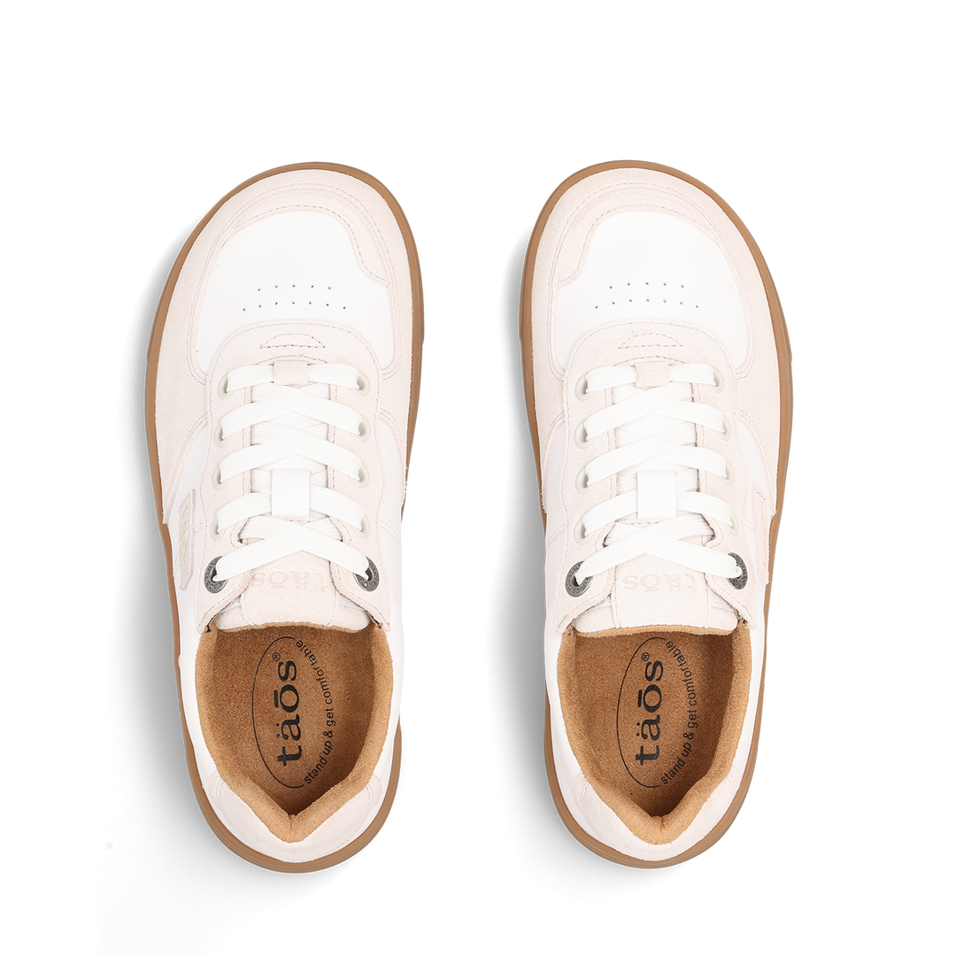 Top down image of Fusion White/Ice Suede Size 6