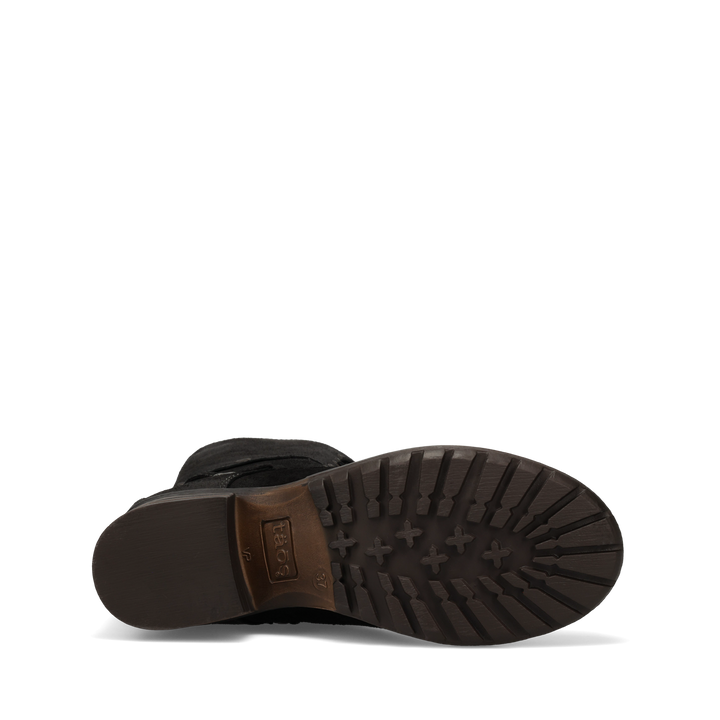Outsole Image of Tall Crave Black Rugged 36