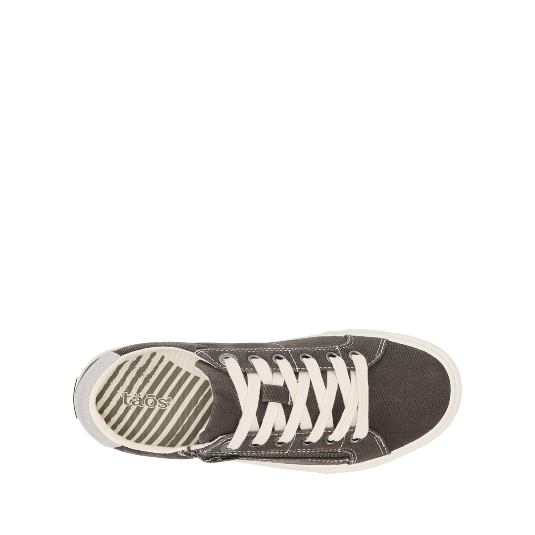 Top down Image of Z Soul Graphite/Light Grey Distressed. Size 6