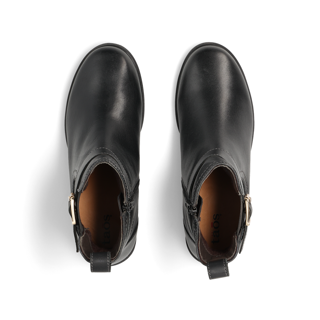 Top down image of Marvel Black Size 36