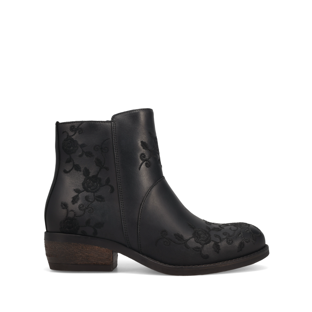 Outside Image of Privilege 2 Black Size 38