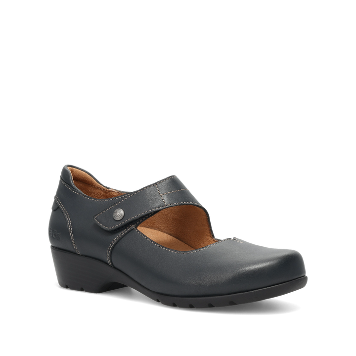 Hero image of Newsy Navy Size 6