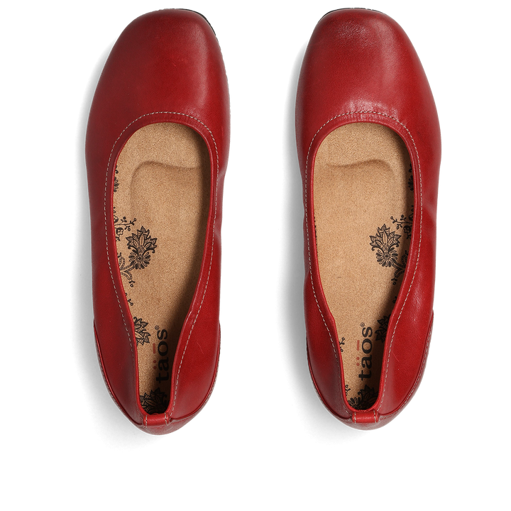 Top down Image of Chit Chat Red Size 7