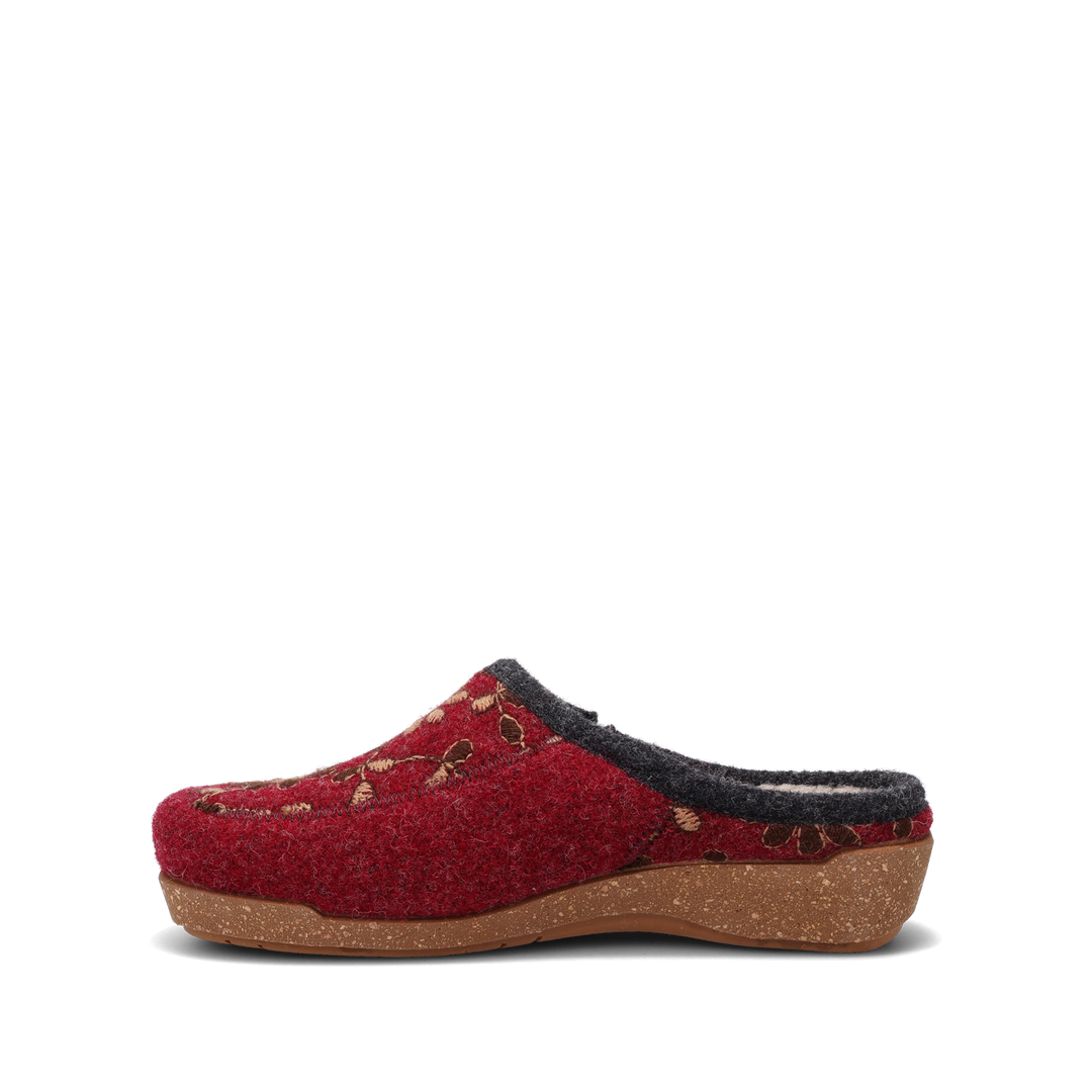 Side angle image of Taos Footwear Woolderness 2 Cranberry Size 36