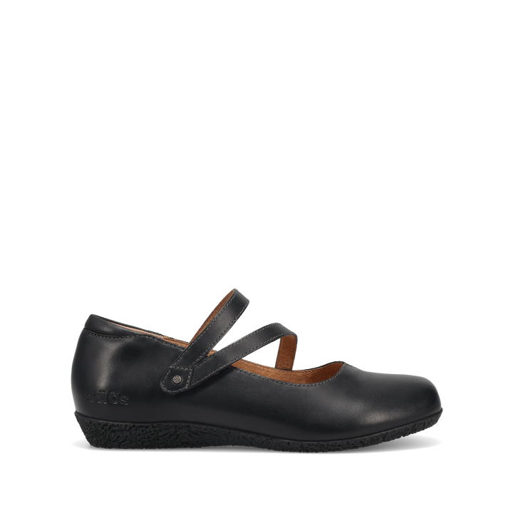 Outside Image of Banter Black 6.5