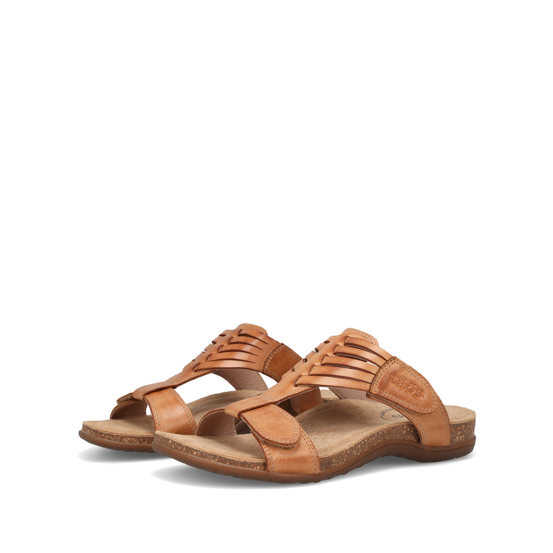 Pair Image of Wonder Slide Caramel 8