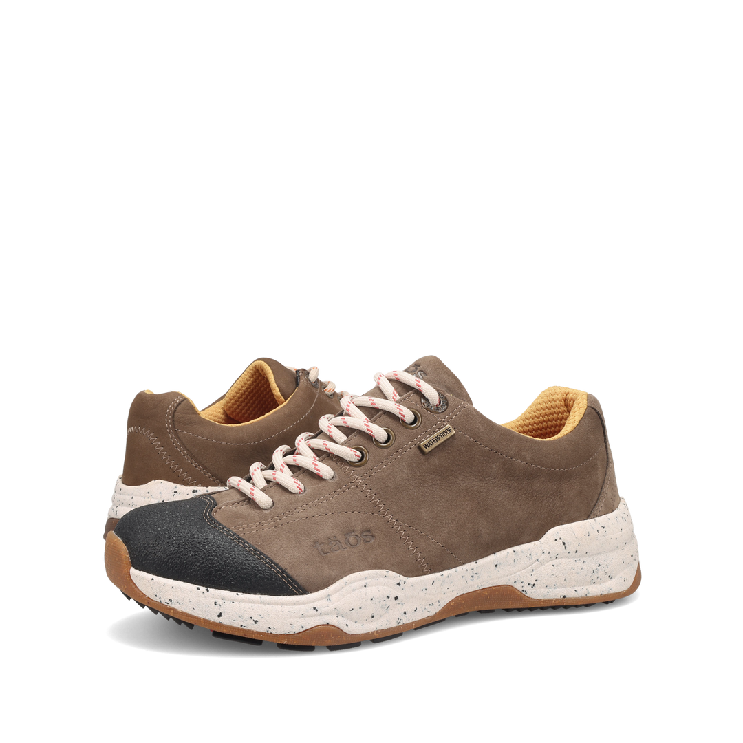 Pair Image of Shasta Dark Taupe Waterproof 11