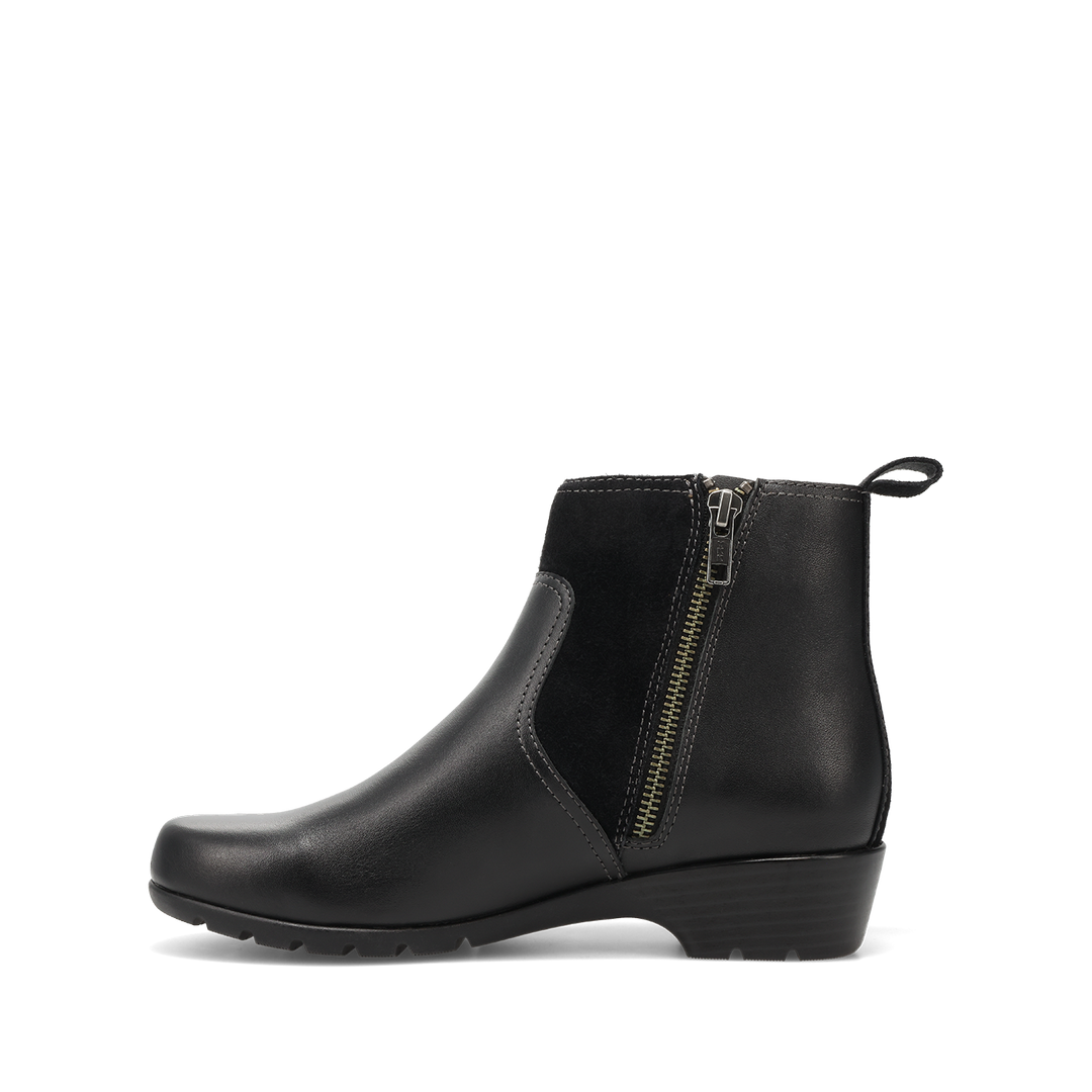 Instep image of Edition Black/Black Suede Size 6