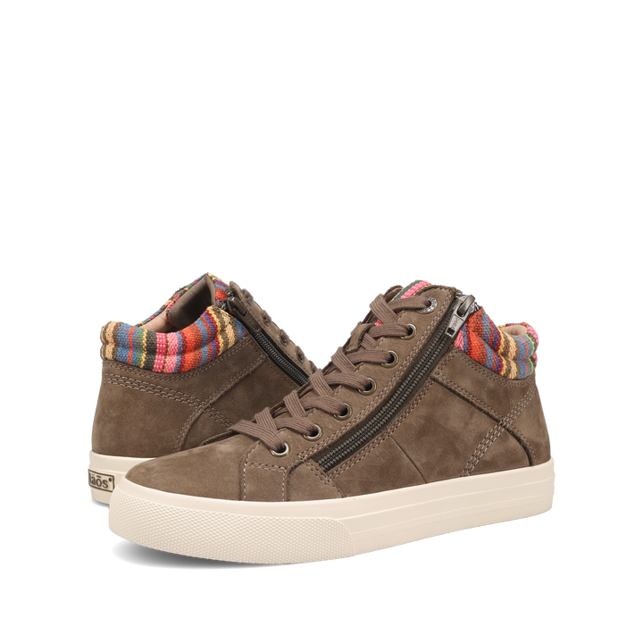 Pair Image of Winner Dark Taupe Multi 8