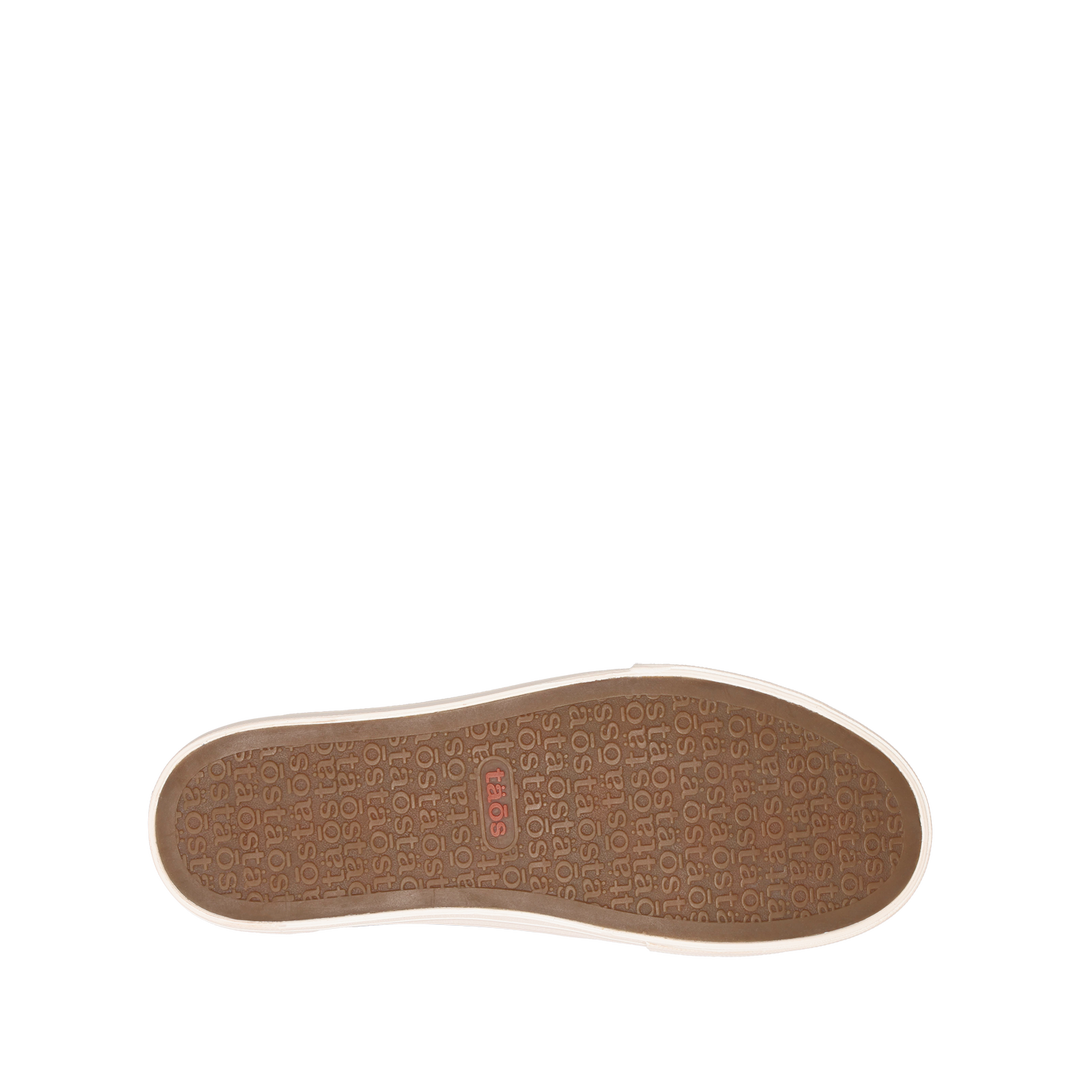 Outsole image of Super Soul canvas sneaker featuring a polyurethane removable footbed with rubber outsole