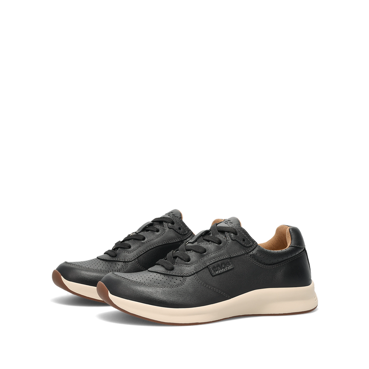 Pair shot image of Delta Black Size 6