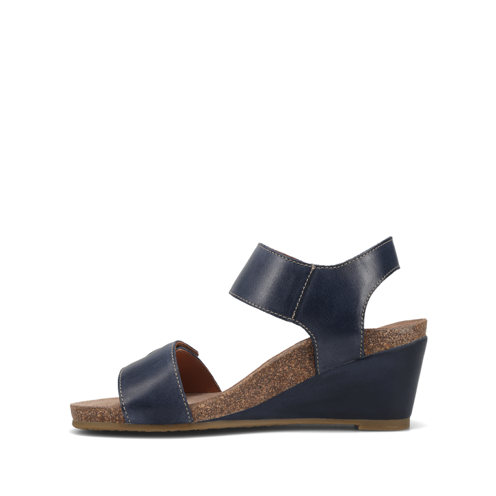 Side angle image of Taos Footwear Carousel 3 Dark Blue Leather Size 37