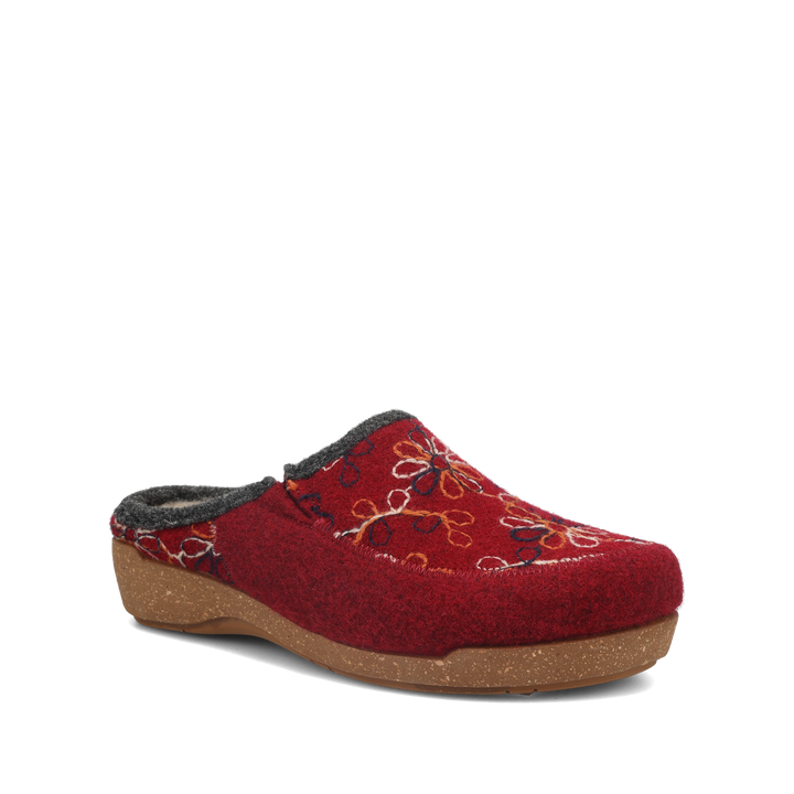 Hero Image of Woolflower Cranberry Size 38