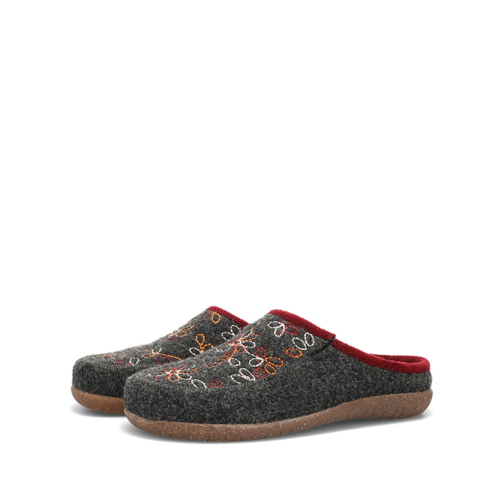Pair shot image of Woolflower 2 Charcoal Size 36