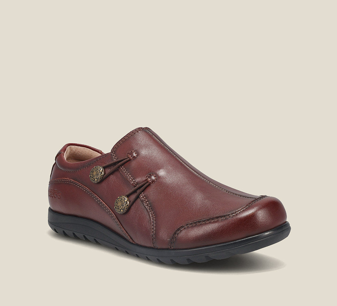 Hero image of Blend Whiskey Casual leather step-in shoe with medial gore & bungie closures & a removable footbed.