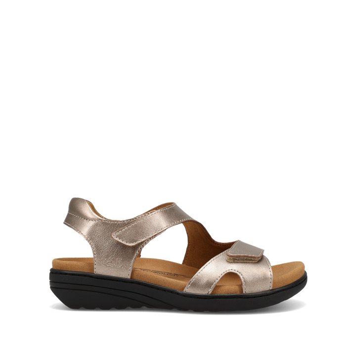 Outside Image of Serene Champagne 7