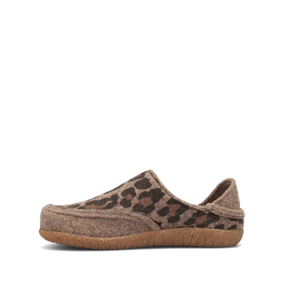 Side angle image of Taos Footwear Convertawool Tan Leopard Wool Size 36