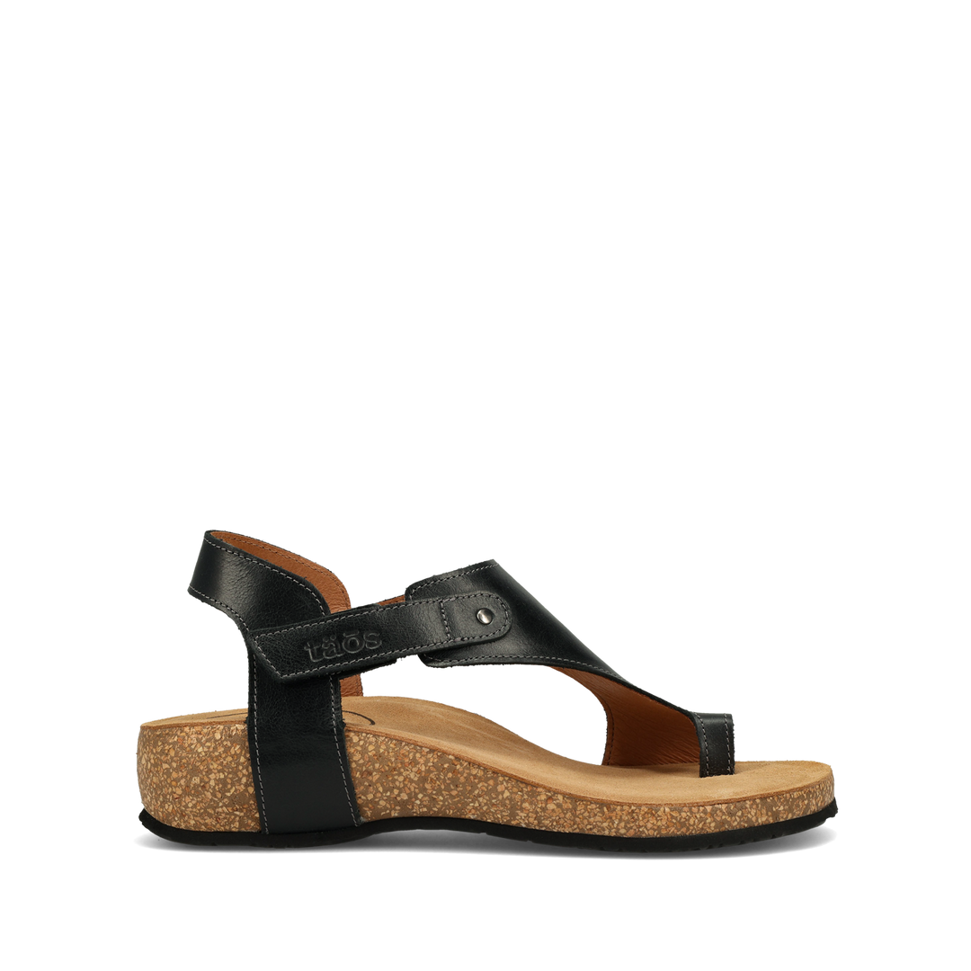 Outside Image of Fame Black 39