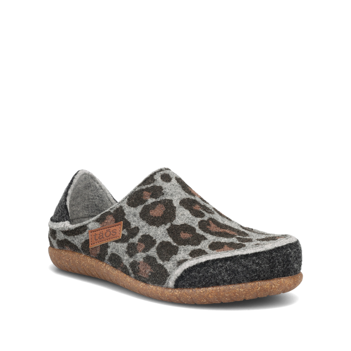 Hero image of Taos Footwear Convertawool Charcoal Leopard Wool Size 36