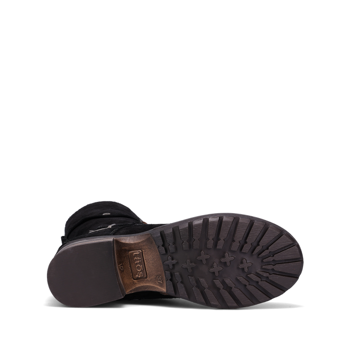 Outsole Image of Tall Crave Black Rugged 36