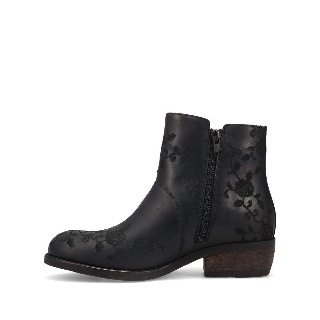 Instep Image of Privilege 2 Black Size 38