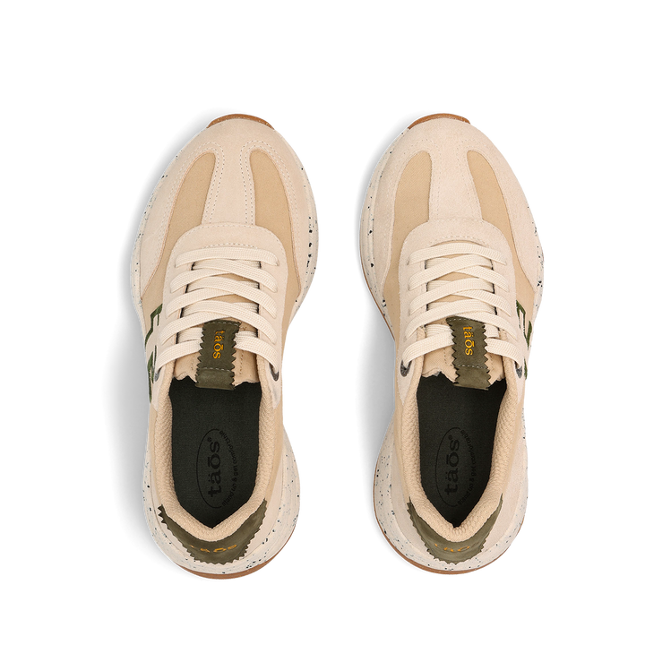 Top down Image of Titan Sand/Olive Multi 9.5