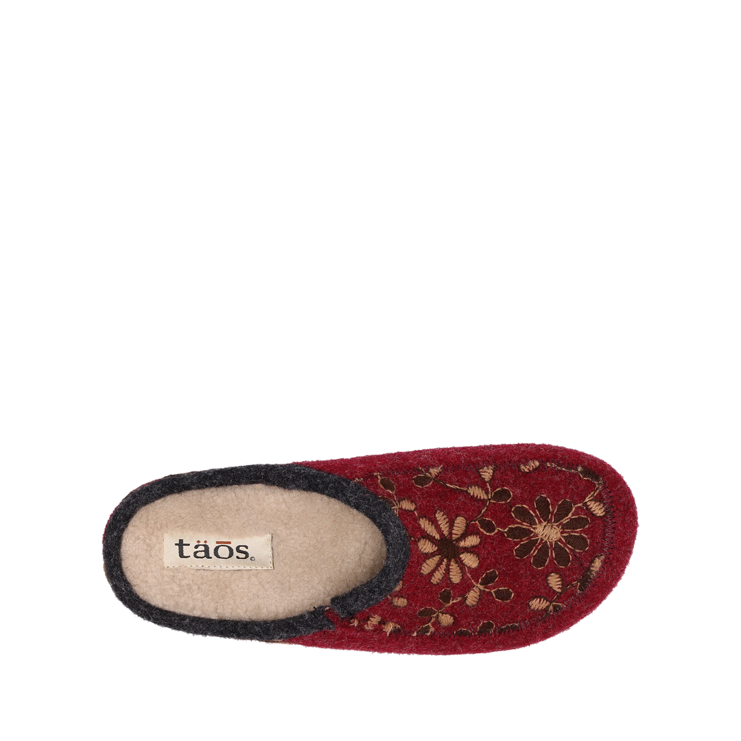 Top down image of Taos Footwear Woolderness 2 Cranberry Size 36