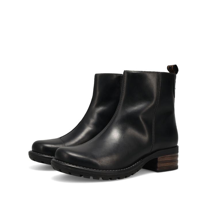 Pair Image of Uptown Black 42