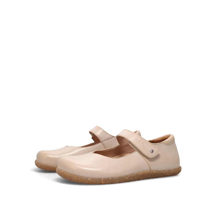 Pair Image of Ultimate Oyster 42