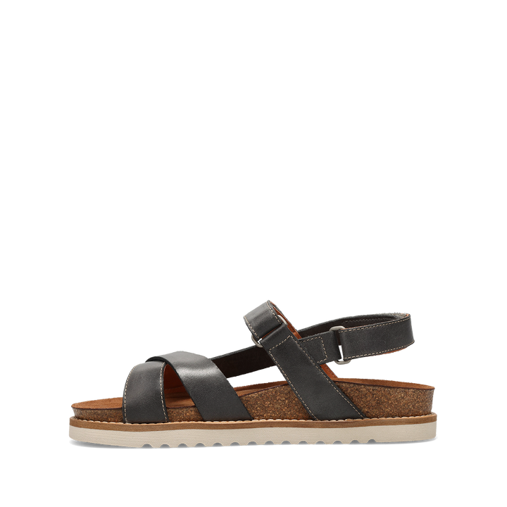 Instep image of Sideways Steel 36