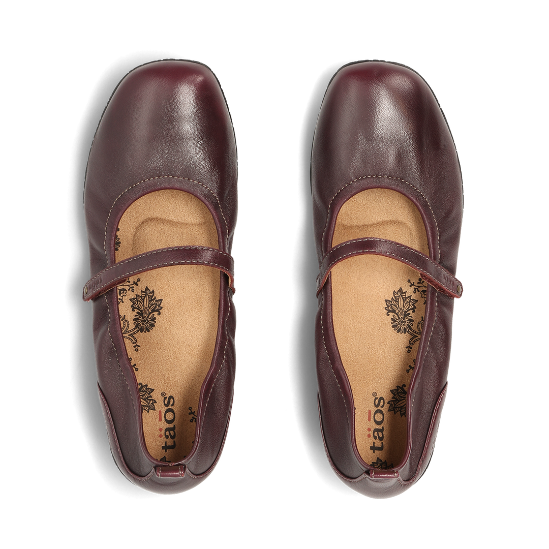 Top down image of Babble Merlot 6