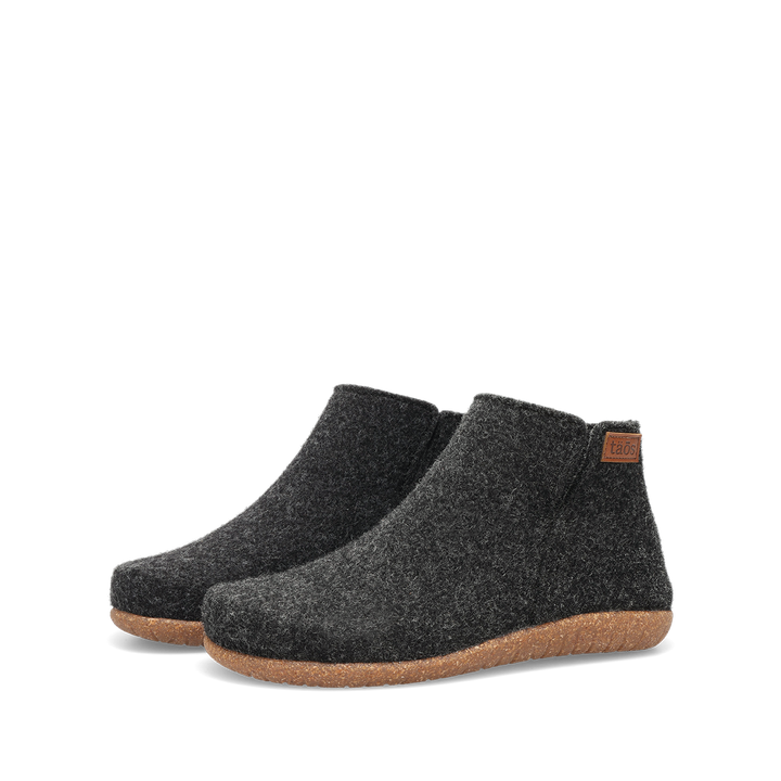Pair Image of Good Wool Black 38