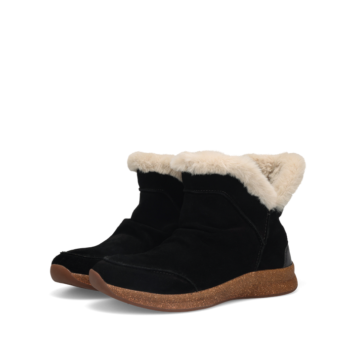 Pair Image of Future Mid Black Suede 6