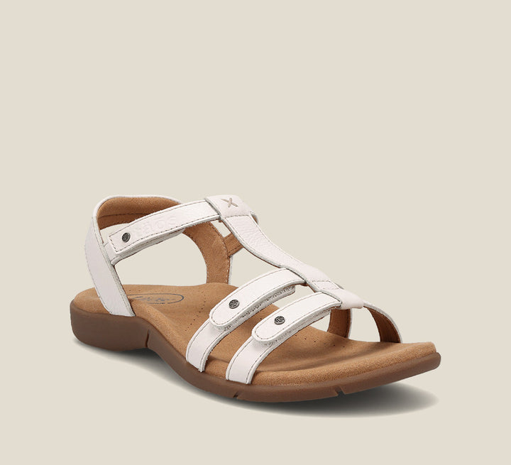 Hero image of Trophy 2 White Sandals 6