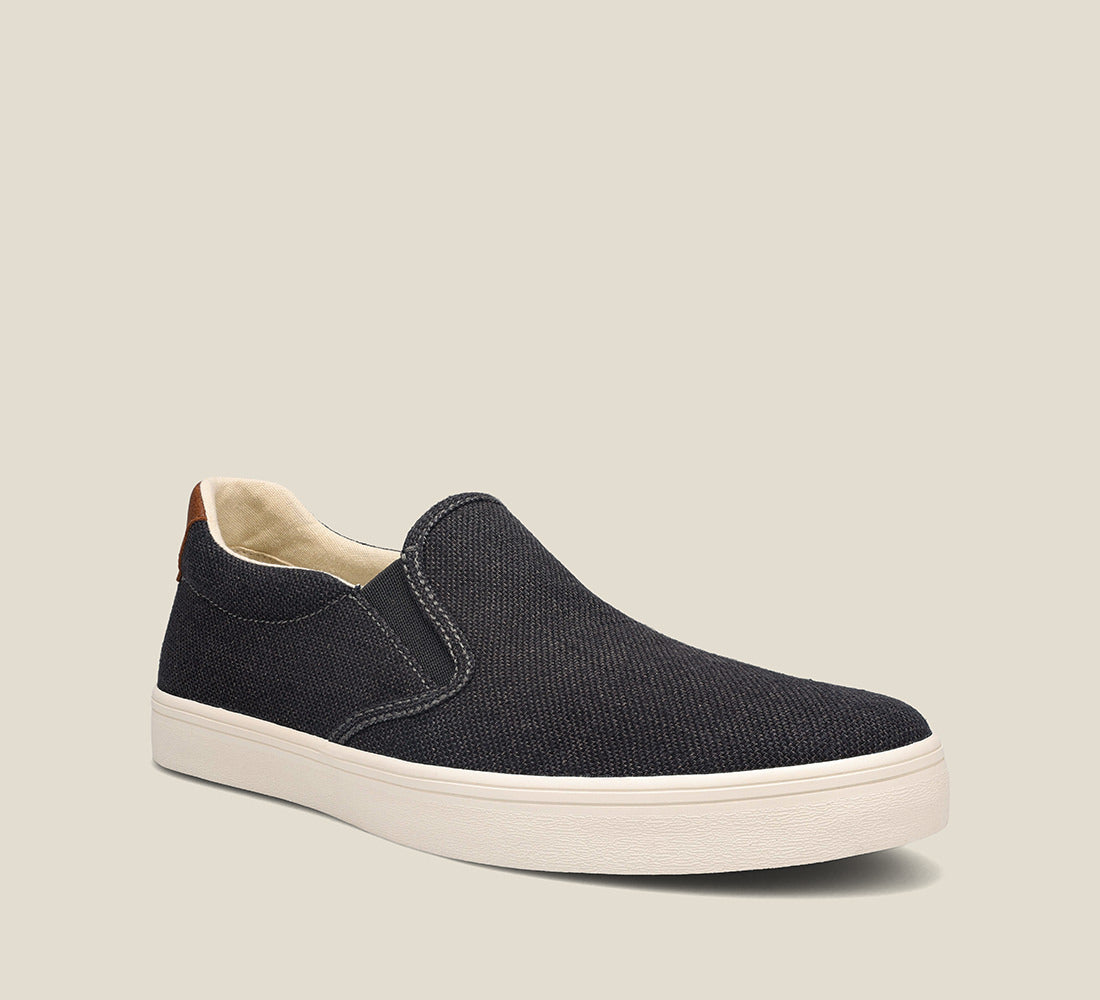 Hero image of Hutch canvas sneaker featuring a polyurethane removable footbed with rubber outsole