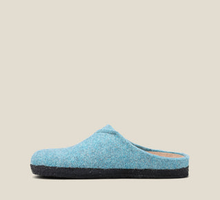 Load image into Gallery viewer, &quot;Side image of Wooled Class Turquoise clog with featuring a removable footbed with arch &amp; metatarsal support, &amp; TR outsole.&quot;

